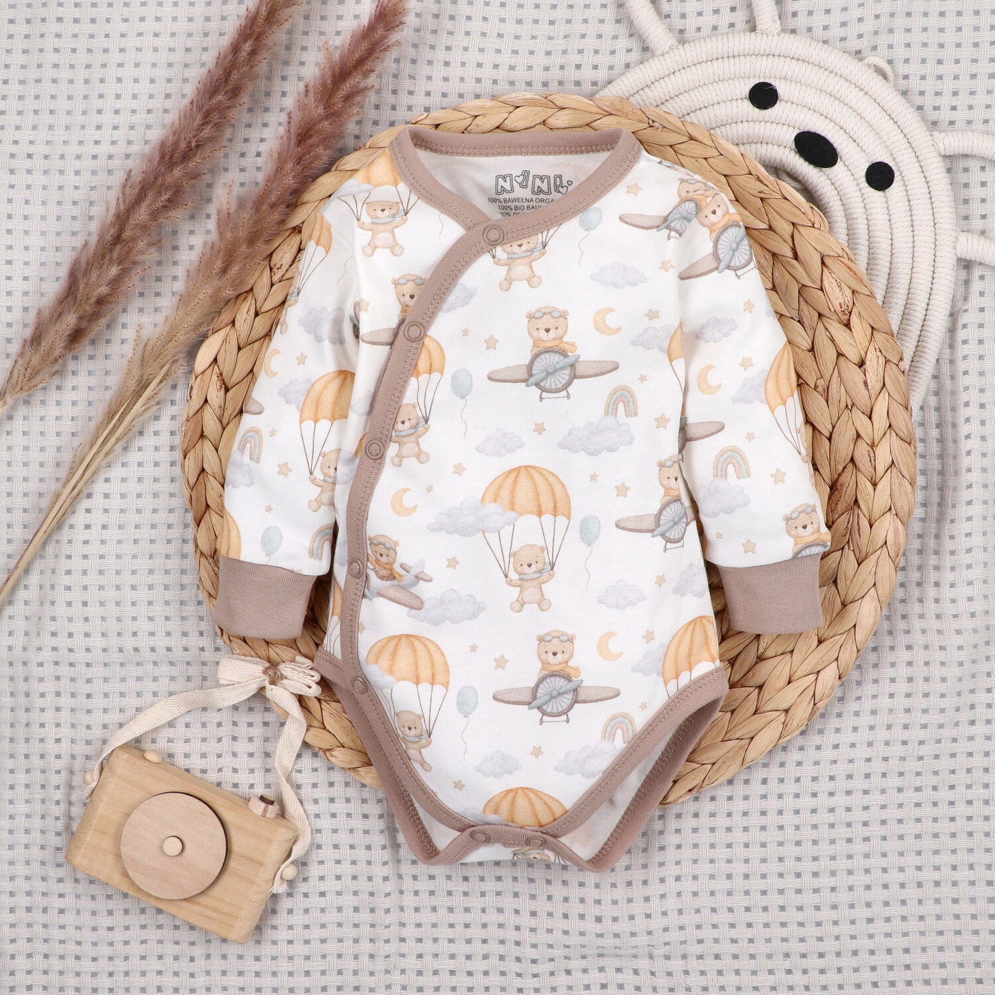 Conjunto Bebé SKY JOURNEY Body + Mameluco + Gorro OEKO-TEX